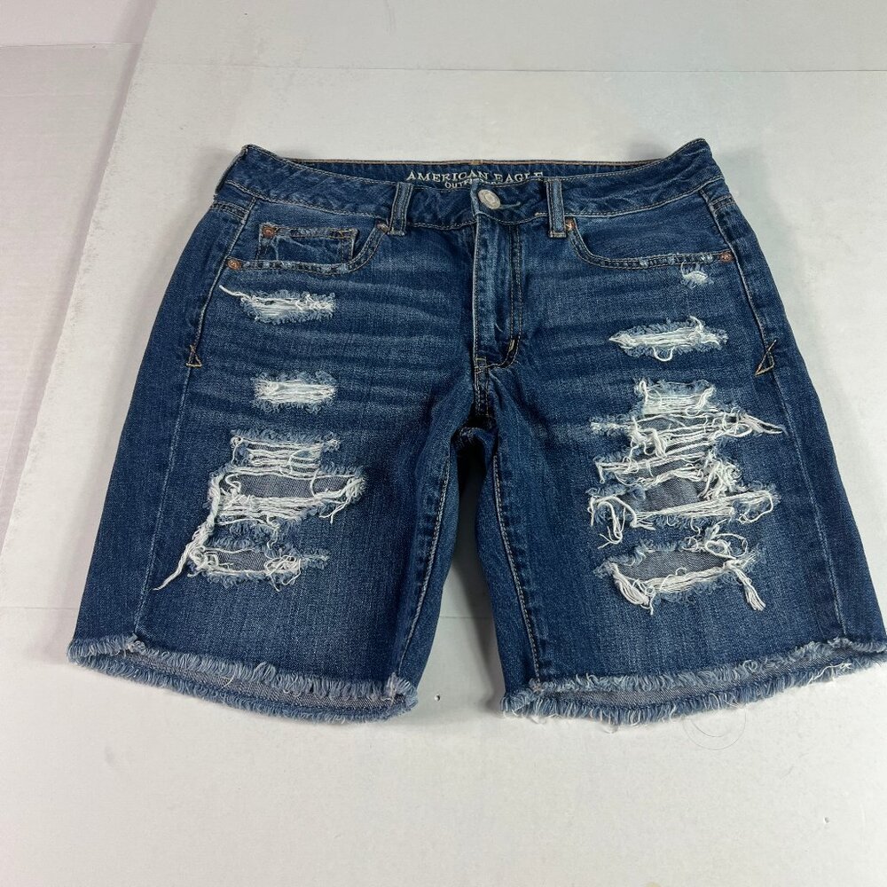 American Eagle Shorts Women 31* Tomgirl Bermuda Blue Distressed Denim Jort Tag 6